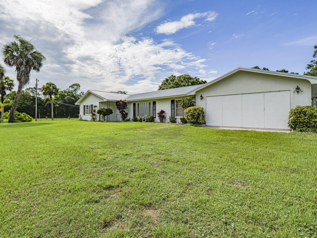 13950 93rd Street, Fellsmere