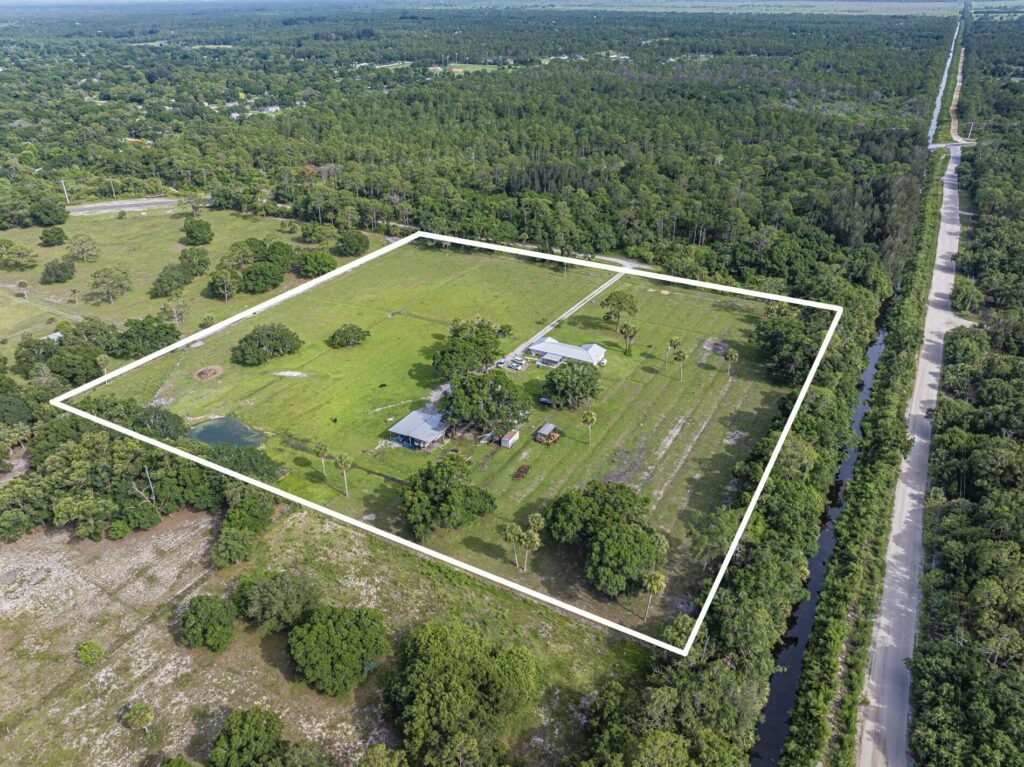 13950 93rd Street, Fellsmere, FL 32948