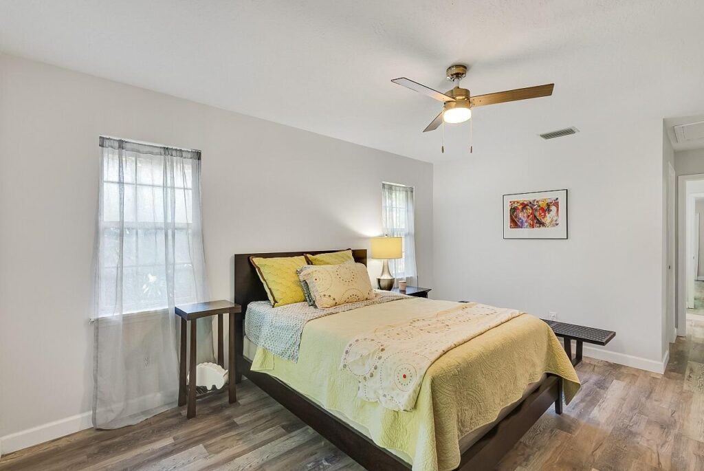 435 61st Avenue Vero Beach, FL 32968