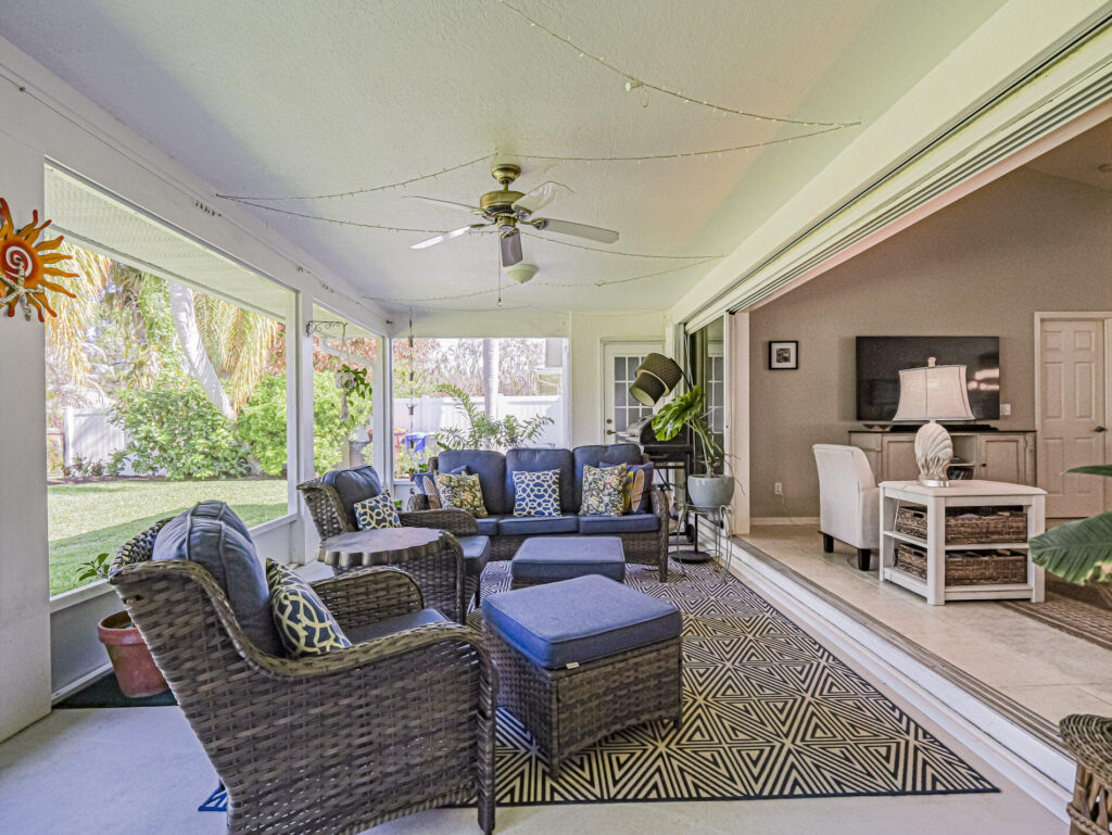 735 23rd Avenue Vero Beach, FL 32962