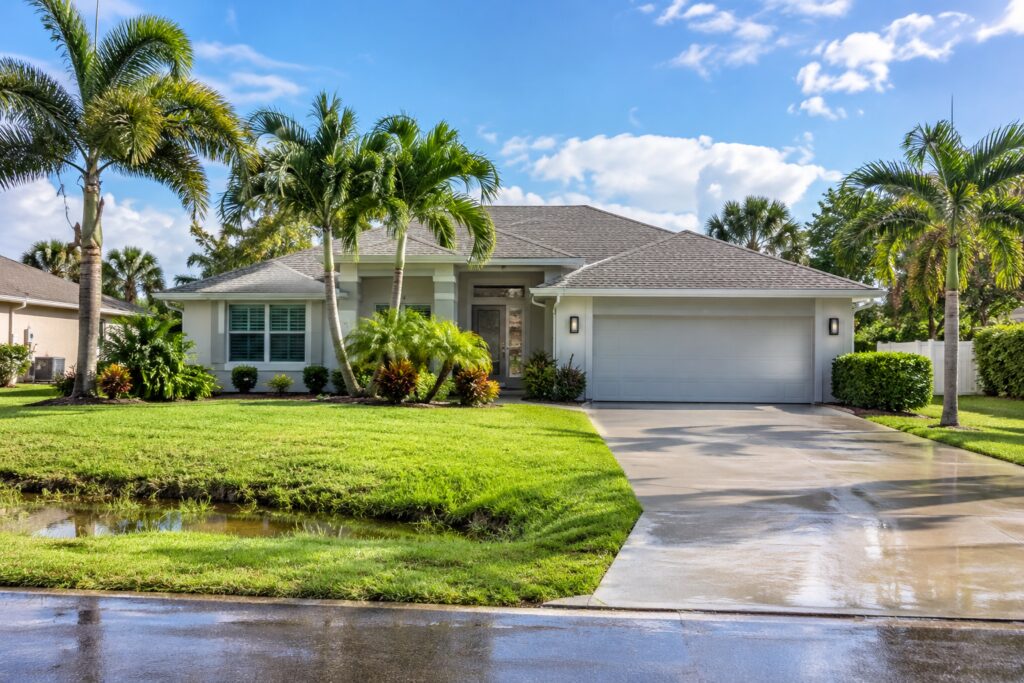 The Mainland Vero Beach Lot Test: Swales, Setbacks, and Wind Loads on Homes Beyond the Barrier Island