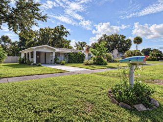 1620 34th Avenue Vero Beach, FL 32960 MLS# B26087675 2 beds | 2 baths | 1494 sqft