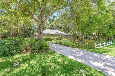 435 61st Avenue Vero Beach, FL 32968